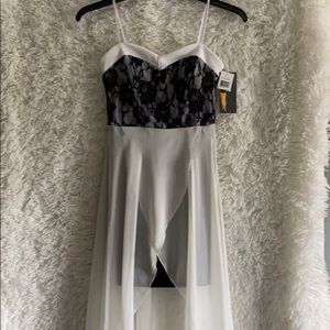 Gorgeous brand new Ruby Rox black snd white dress